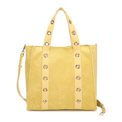Mala com Tachas